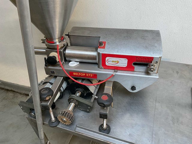 2011 beldos beltop 275 doseermachine - afbeelding 3 van  5