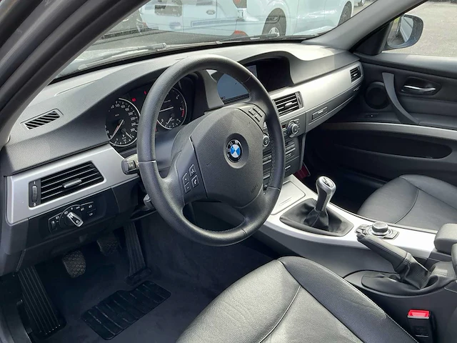 2011 bmw 320d - afbeelding 5 van  25