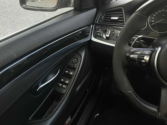 2011 bmw 520d (f10) personenauto - afbeelding 10 van  40