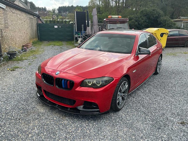 2011 bmw 520d (f10) personenauto - afbeelding 1 van  40