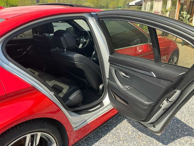 2011 bmw 520d (f10) personenauto - afbeelding 19 van  40