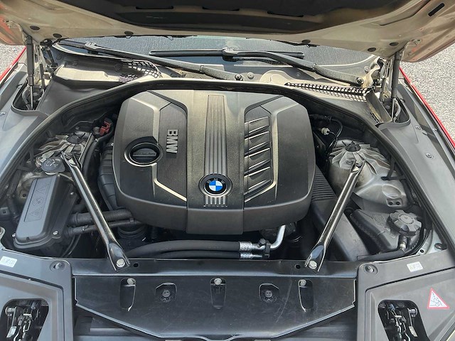 2011 bmw 520d (f10) personenauto - afbeelding 26 van  40