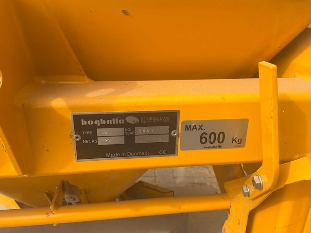 2011 bogballe s2 meststofverspreider - afbeelding 11 van  11