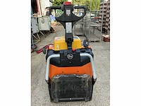 2011 bt lpe 200/8 elektrische stapelaar - afbeelding 2 van  8