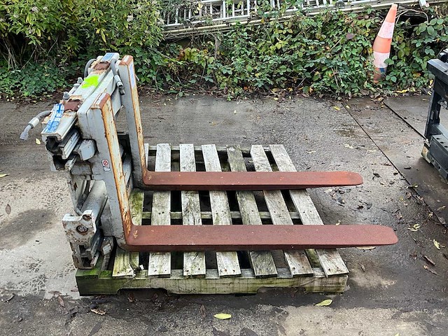 2011 cascade 36g-cfs-432 hydraulische vorkenklem (ver831735-2) - afbeelding 2 van  6