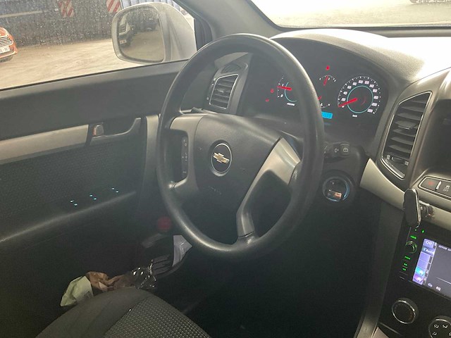 2011 chevrolet captiva - afbeelding 8 van  28