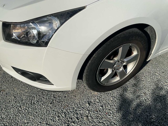 2011 chevrolet cruze kl1j - afbeelding 4 van  45