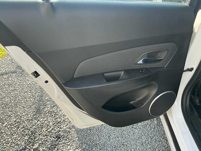 2011 chevrolet cruze kl1j - afbeelding 21 van  45