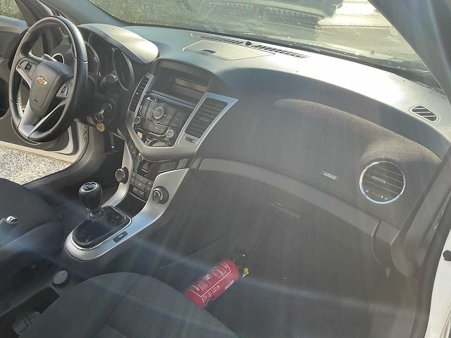 2011 chevrolet cruze kl1j - afbeelding 27 van  45