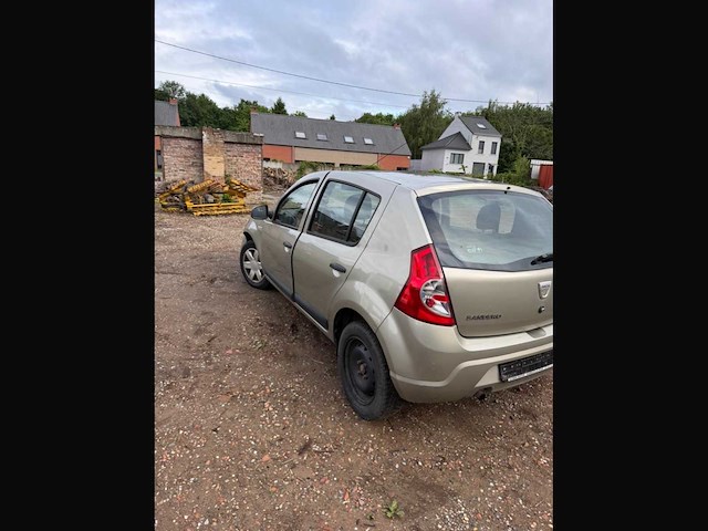 2011 dacia sandero 1.2 auto - afbeelding 15 van  17