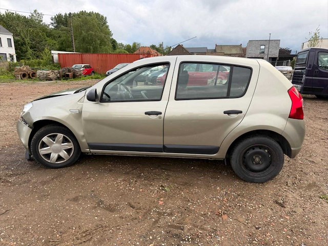 2011 dacia sandero 1.2 auto - afbeelding 16 van  17