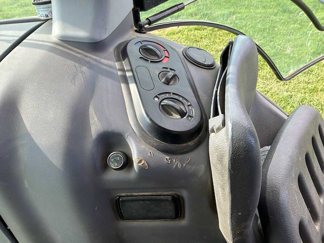 2011 deutz-fahr agrotron ttv 630 landbouwtractor 4wd - afbeelding 16 van  28