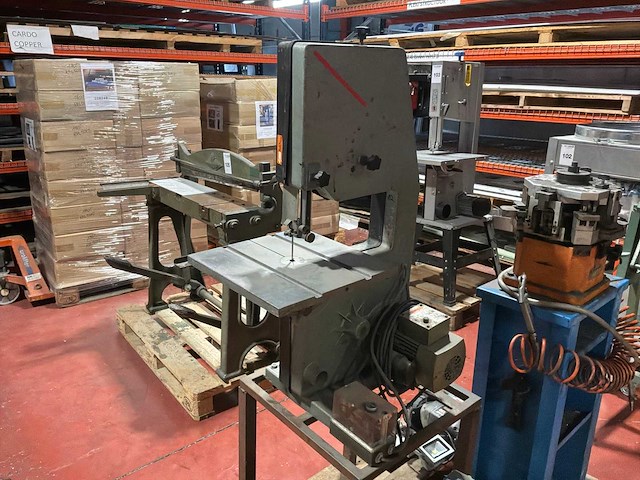 2011 dewalt bs1310 verticale bandzaagmachine - afbeelding 2 van  3