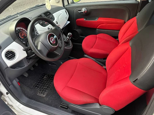 2011 fiat 500 personenauto - afbeelding 2 van  19