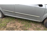 2011 fiat punto personenauto - afbeelding 33 van  33