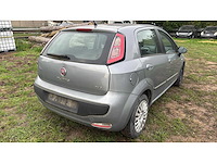 2011 fiat punto personenauto - afbeelding 27 van  33