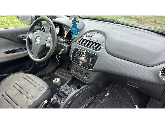2011 fiat punto personenauto - afbeelding 22 van  22