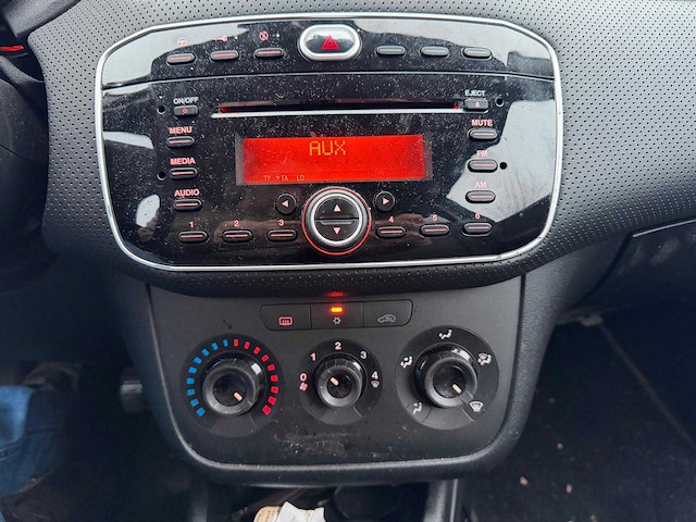 2011 fiat punto - afbeelding 5 van  21