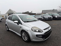 2011 fiat punto - afbeelding 16 van  21