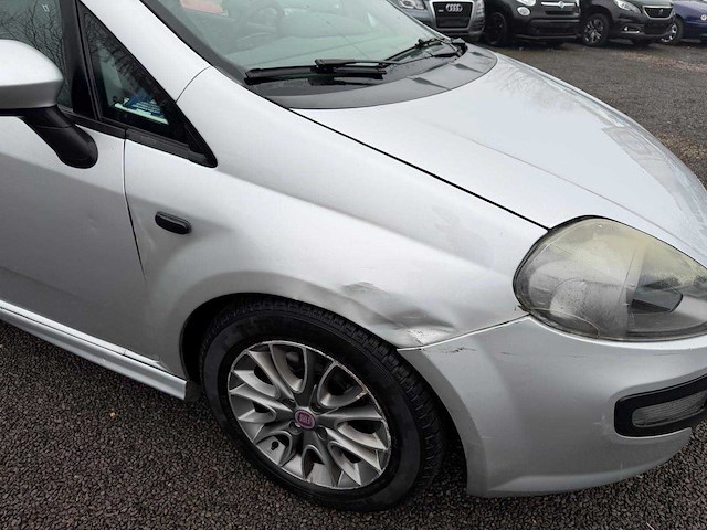2011 fiat punto - afbeelding 19 van  21