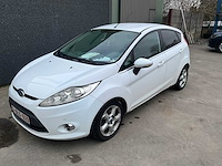 2011 ford hatchback fietsta personenauto - afbeelding 1 van  14