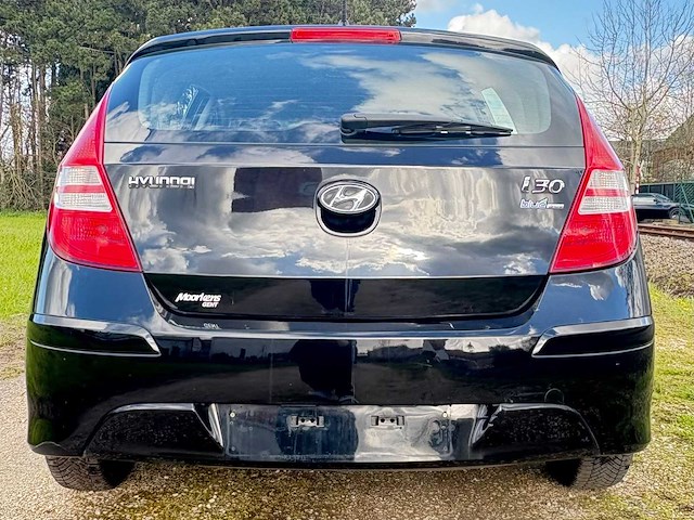 2011 hyundai personenauto - afbeelding 14 van  18