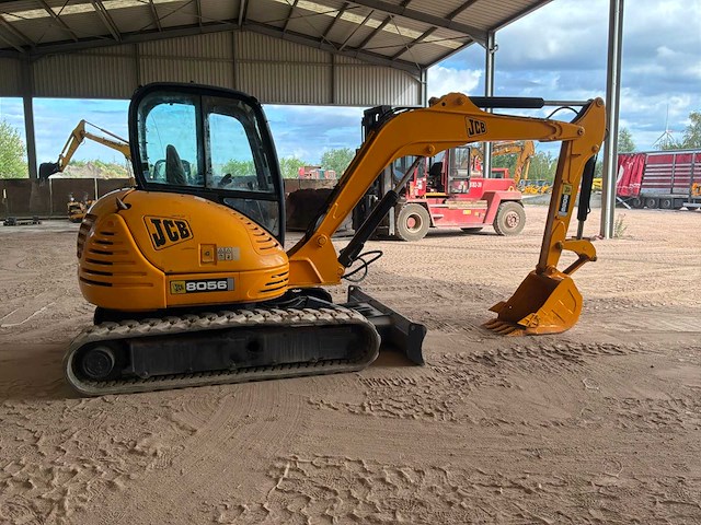 2011 jcb 8056 minigraafmachine - afbeelding 16 van  19