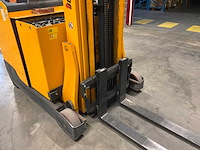 2011 jungheinrich etv214 reach truck - afbeelding 2 van  19
