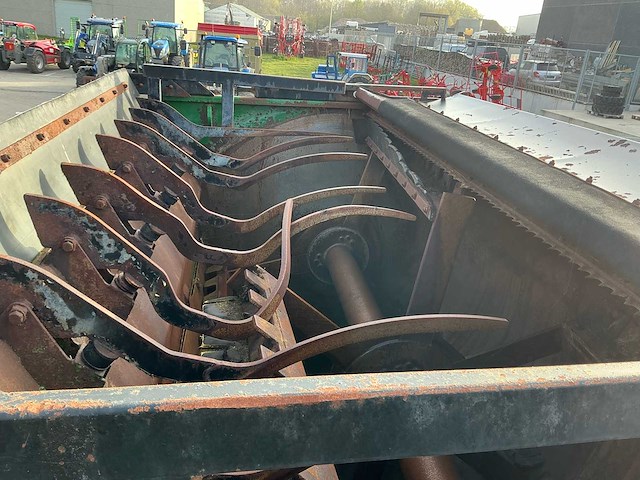 2011 keenan mf34284 voermengwagen - afbeelding 13 van  17