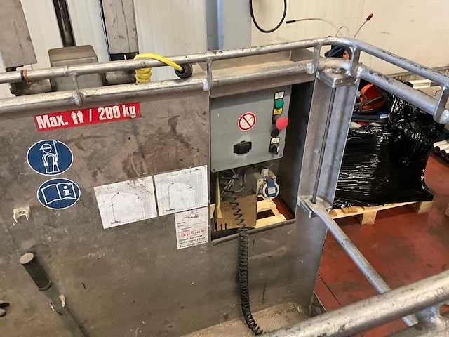 2011 klaas ha 2/200 hoogwerkbak - afbeelding 4 van  10