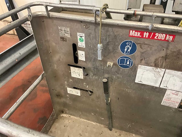 2011 klaas ha 2/200 hoogwerkbak - afbeelding 5 van  10