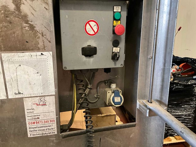 2011 klaas ha 2/200 hoogwerkbak - afbeelding 9 van  10