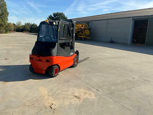 2011 linde e30-03 vorkheftruck - afbeelding 41 van  105