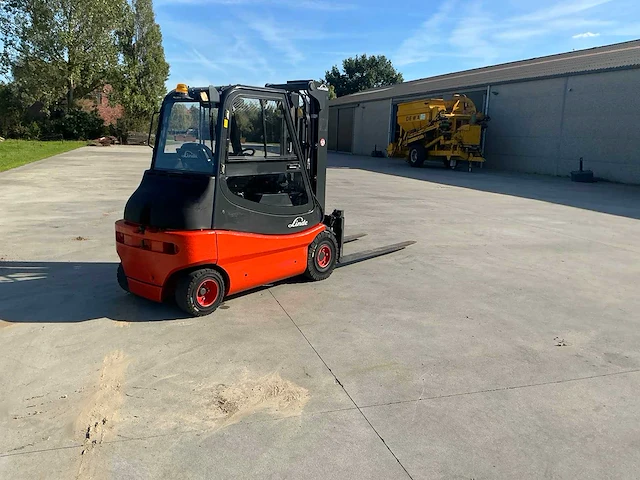 2011 linde e30-03 vorkheftruck - afbeelding 33 van  99