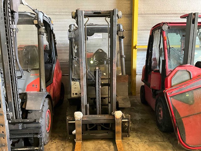 2011 linde h25t-01 vorkheftruck (68026-444) - afbeelding 2 van  6