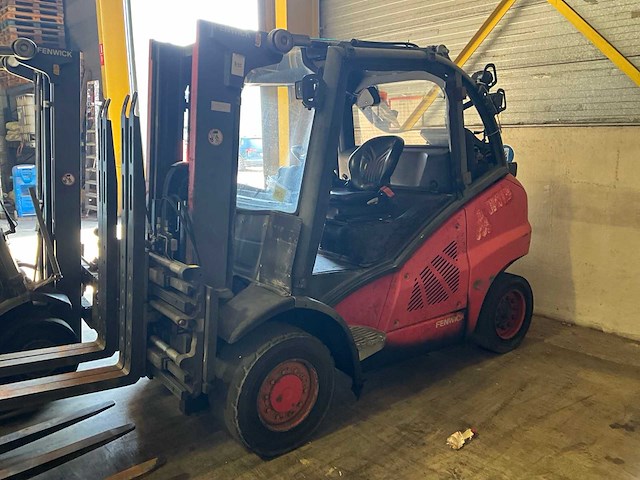 2011 linde h45t-01 vorkheftruck (80450-23) - afbeelding 2 van  8