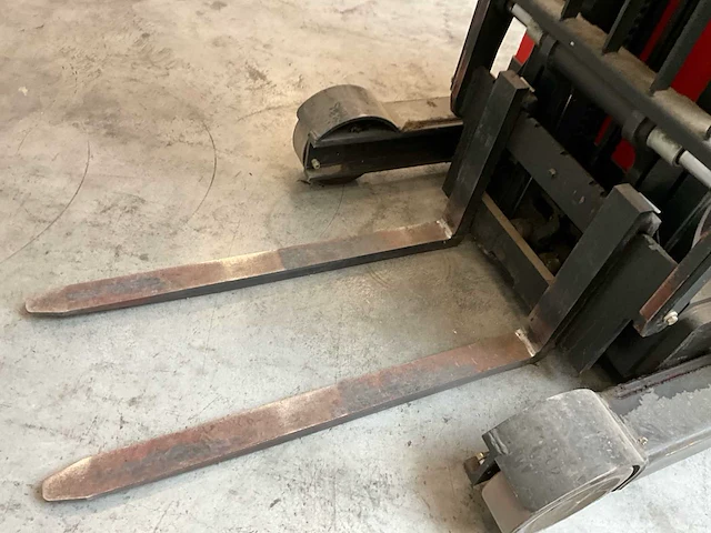 2011 linde r14s active reach truck - afbeelding 21 van  21