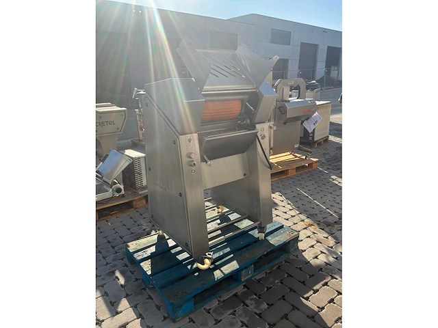 2011 maja seb 4484/2 ontvliesmachine - afbeelding 2 van  9