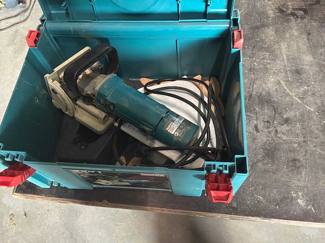 2011 makita 3901 freesmachine - afbeelding 1 van  6