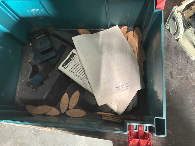 2011 makita 3901 freesmachine - afbeelding 5 van  6