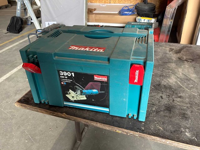 2011 makita 3901 freesmachine - afbeelding 6 van  6