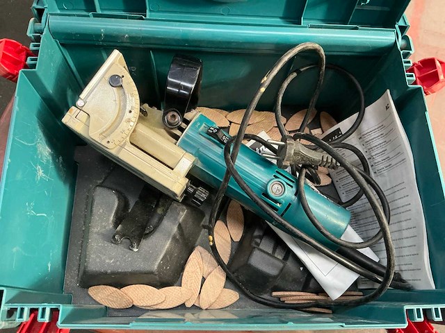 2011 makita 3901 lamellen freesmachine - afbeelding 3 van  4
