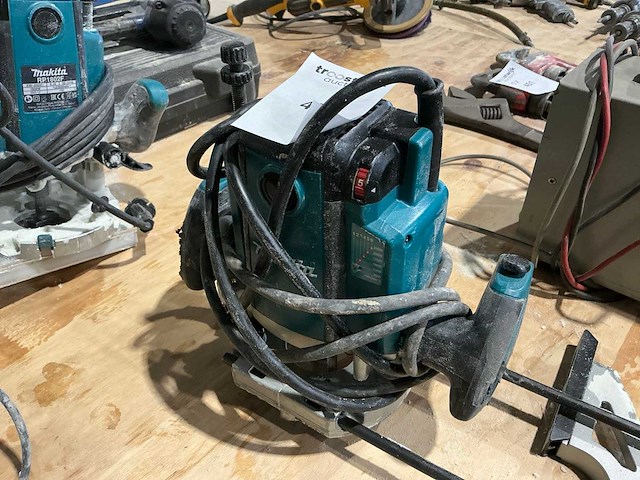 2011 makita rp2300fc bovenfrees - afbeelding 3 van  6