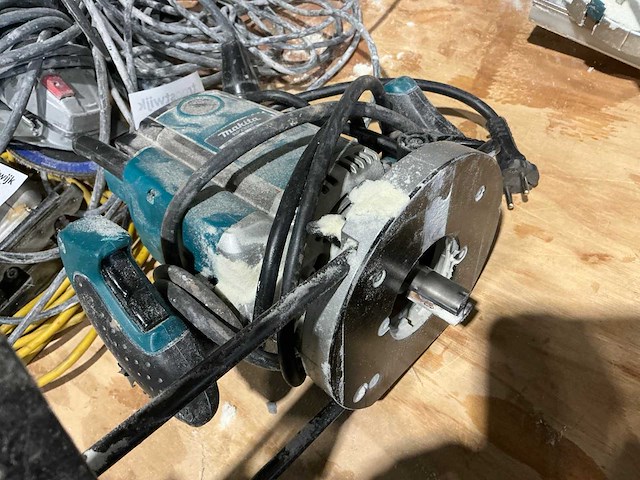 2011 makita rp2300fc bovenfrees - afbeelding 5 van  6