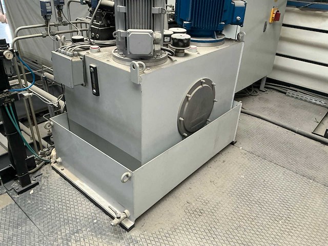 2011 manni pmo 828 t hydraulische thermische vlakpers - afbeelding 3 van  19