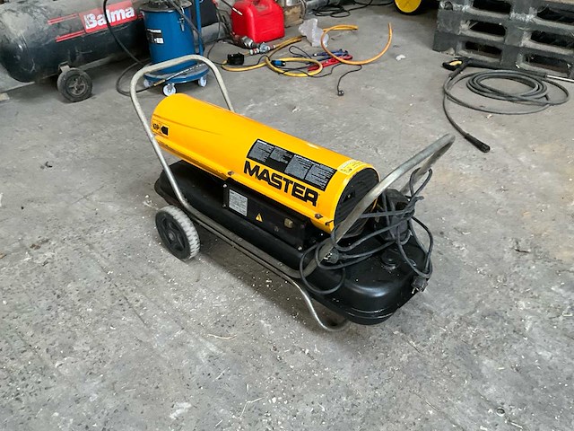 2011 master b100ced heteluchtkanon - afbeelding 3 van  4