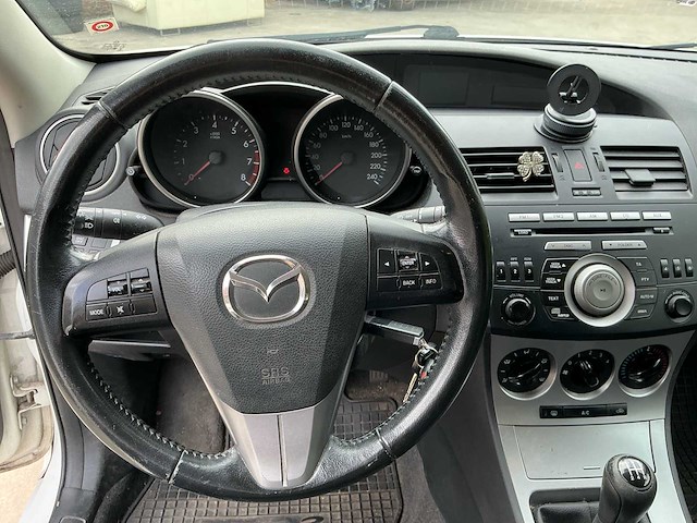 2011 mazda 3 personenauto - afbeelding 2 van  26