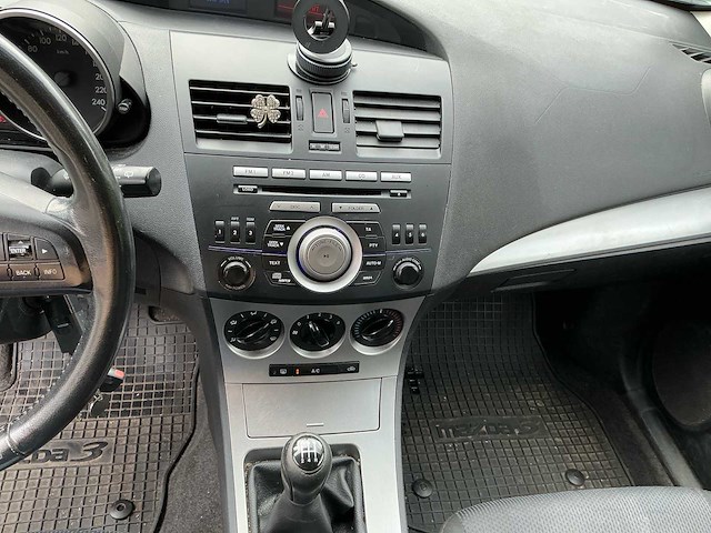 2011 mazda 3 personenauto - afbeelding 4 van  26