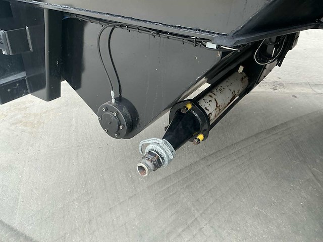 2011 mcm vloeibare chape oplegger - afbeelding 22 van  35