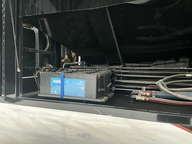 2011 mcm vloeibare chape oplegger - afbeelding 24 van  35